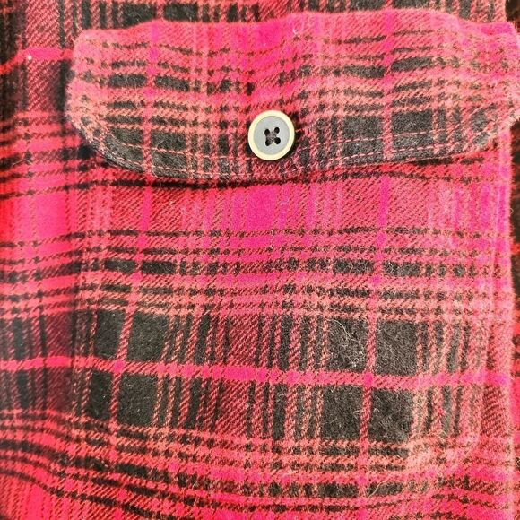 St. John's Bay Red & Black Flannel Button Down Size XL - Picture 4 of 4